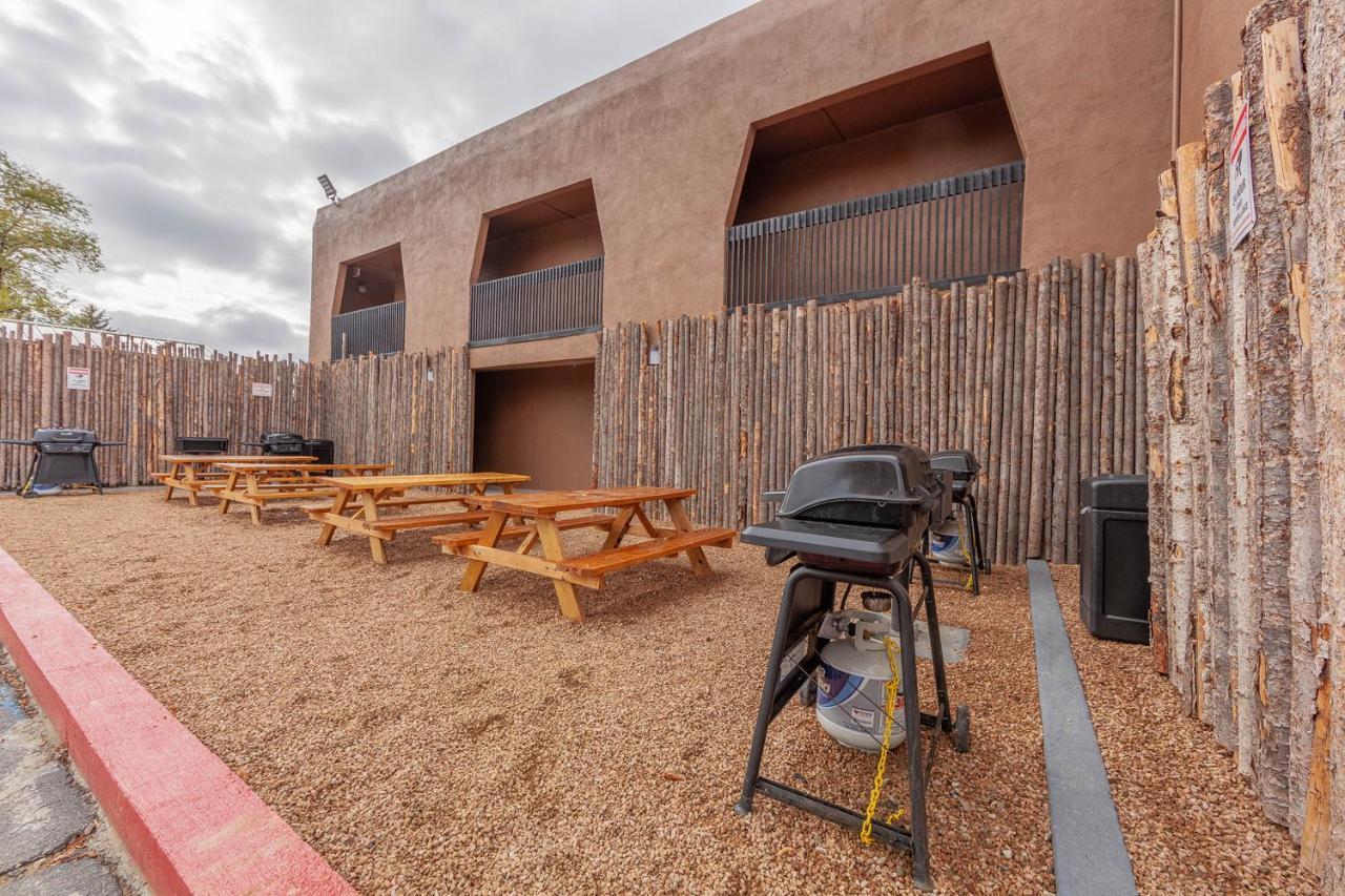 Taos Valley Lodge Exterior photo